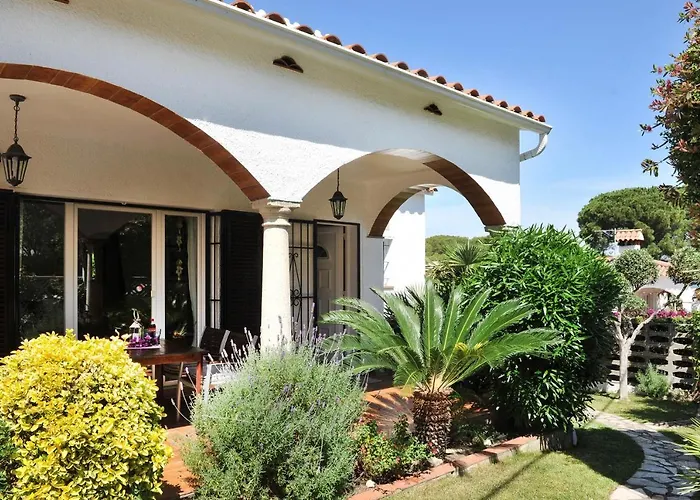 Vila Pi Gran A L' Escala
